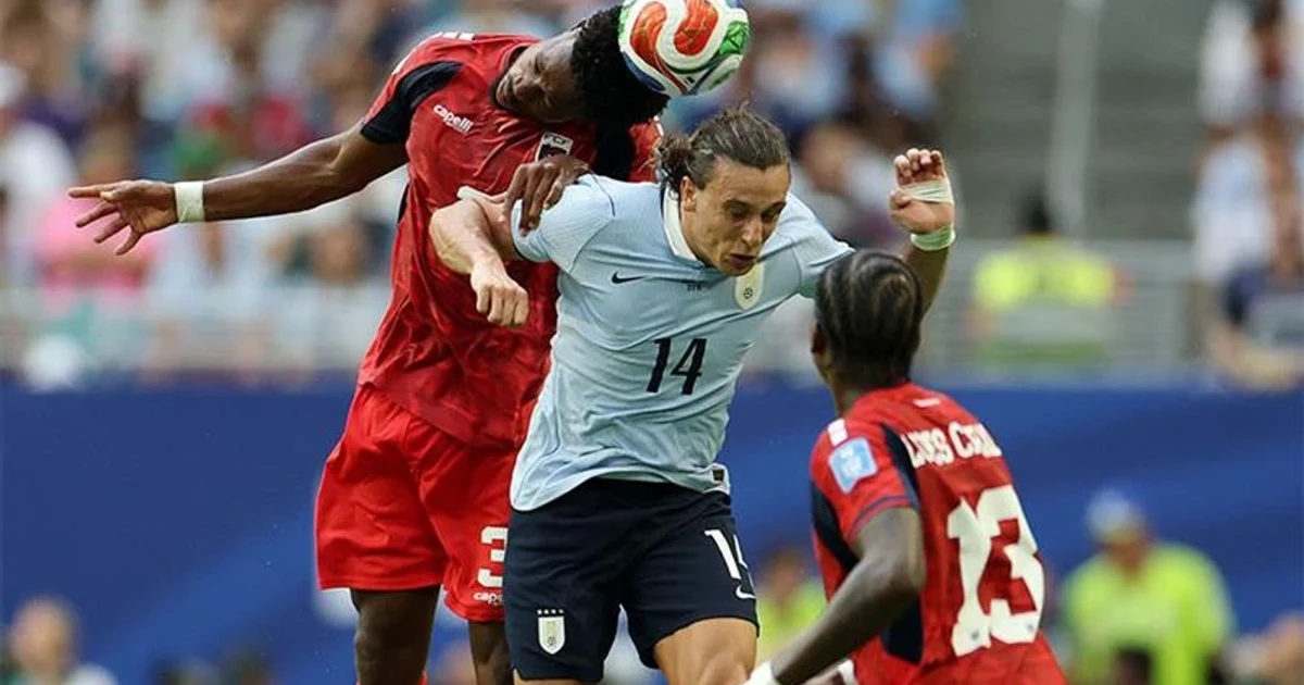 Cape Verde scores first World Cup goal against Uruguay