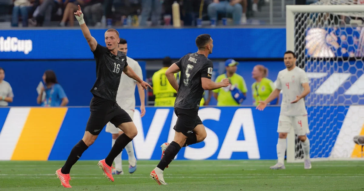 Finn Surman heads New Zealand ahead against Egypt in World Cup clash