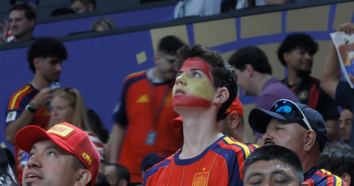 Spain faces Saudi Arabia in lively World Cup Group H clash