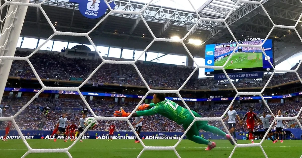 Cape Verde holds Uruguay to 2-2, stays alive at World Cup 2026