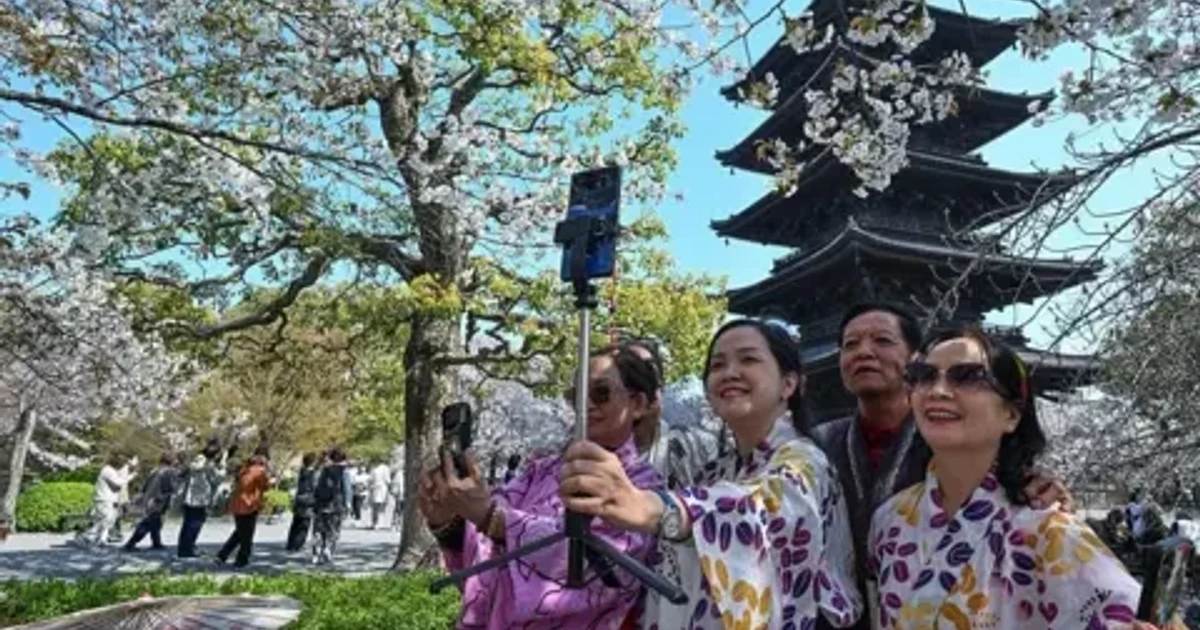 Japan raises visa fees fivefold, first increase since 1978