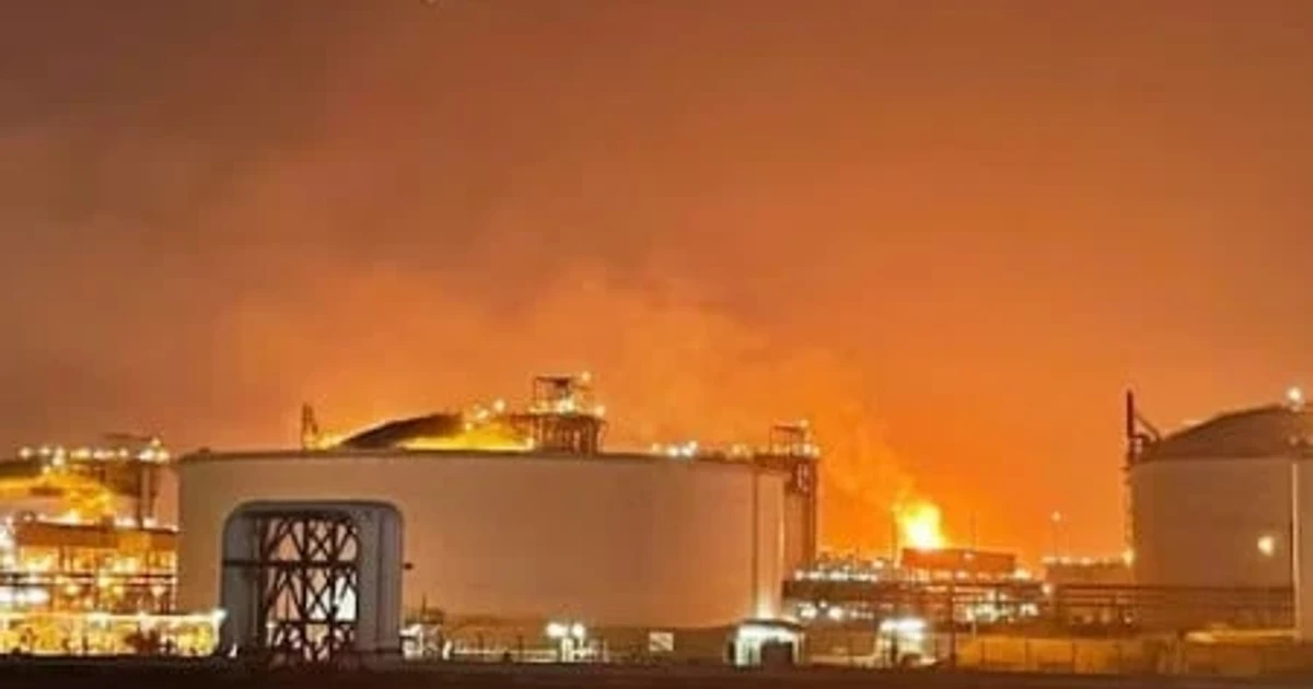 Explosion at Qatar gas facility injures 54, 18 missing