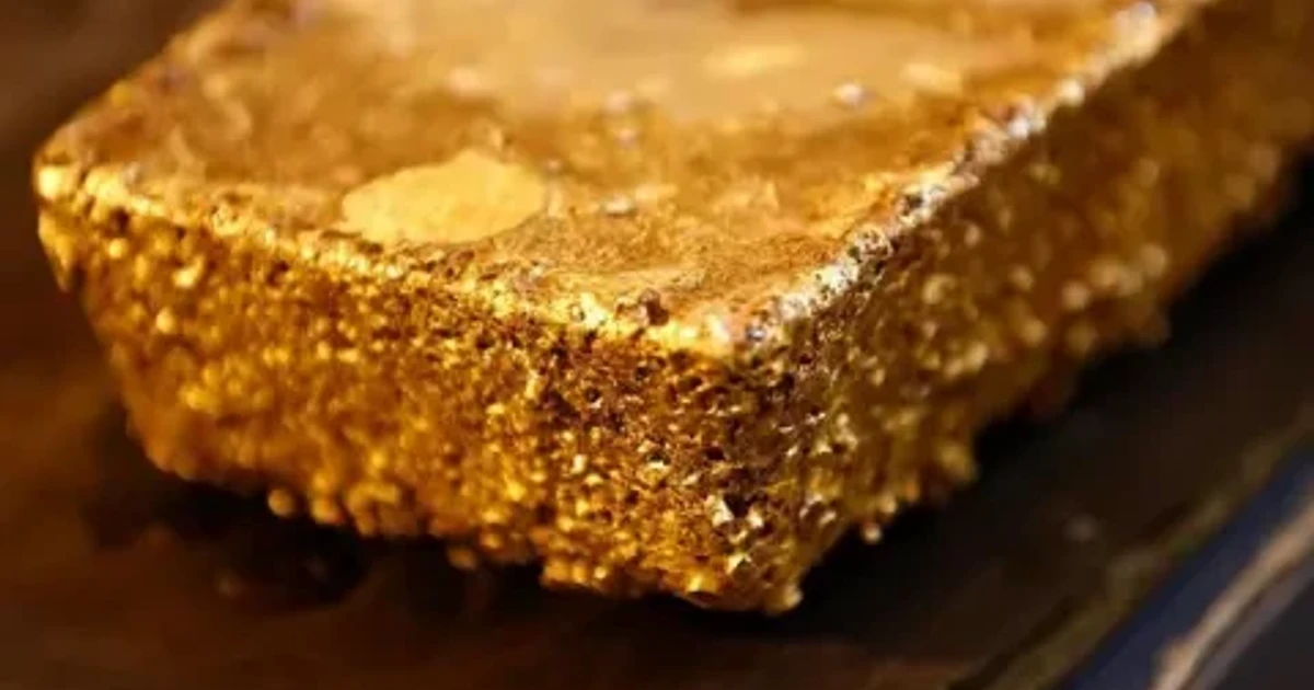 Guinea bans raw gold exports to boost domestic refining
