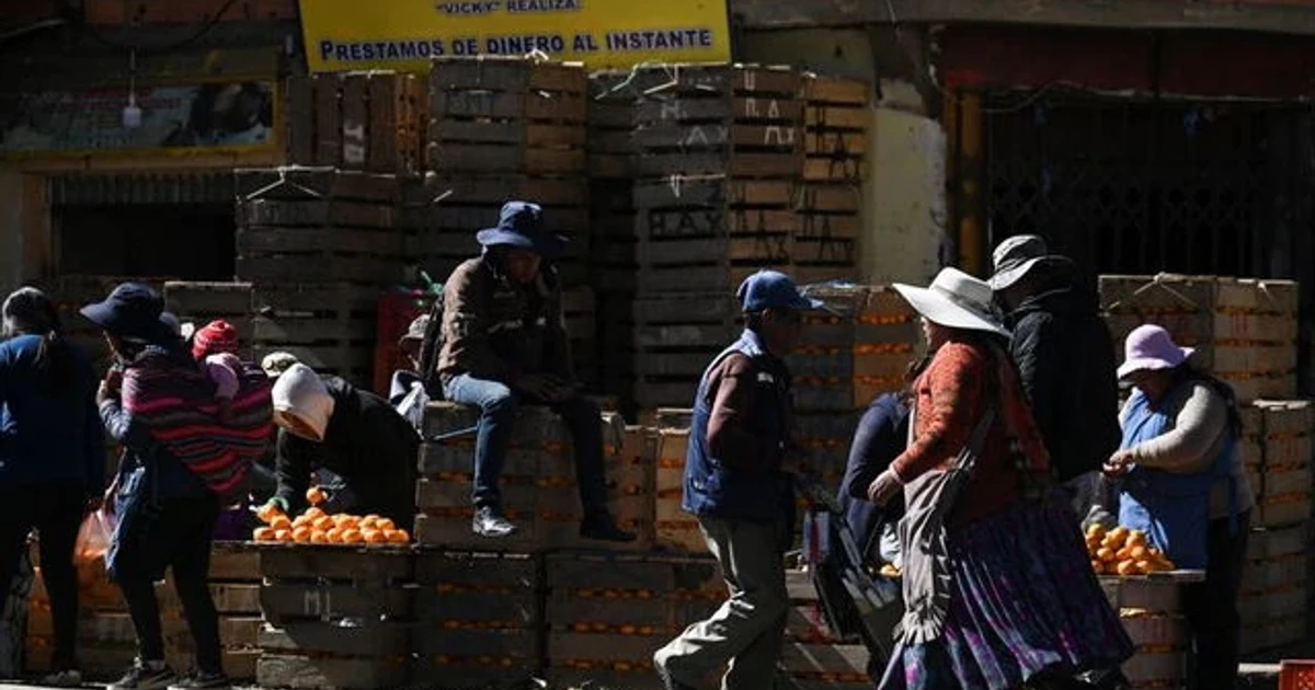 Bolivia’s roadblocks ease as emergency decree takes hold