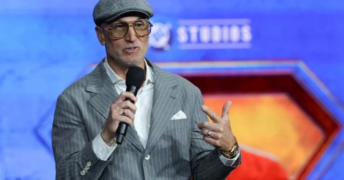 Craig Gillespie discusses Supergirl ahead of Friday premiere