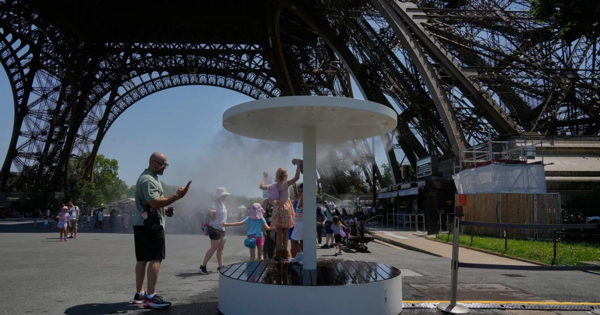 France heatwave leaves 13 drowned, schools close, alerts spread across Europe