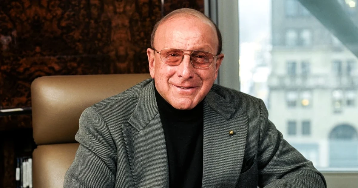 Springsteen honors Clive Davis, legendary music executive and mentor