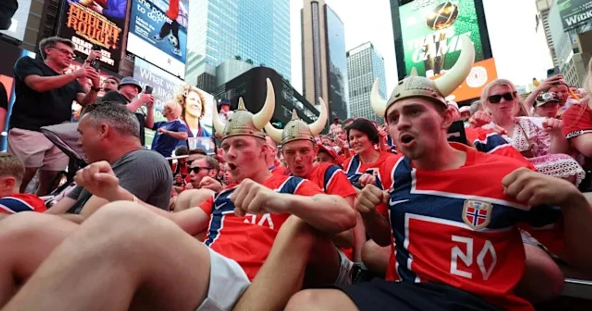 Norway fans' Viking Row lights up World Cup return against Senegal