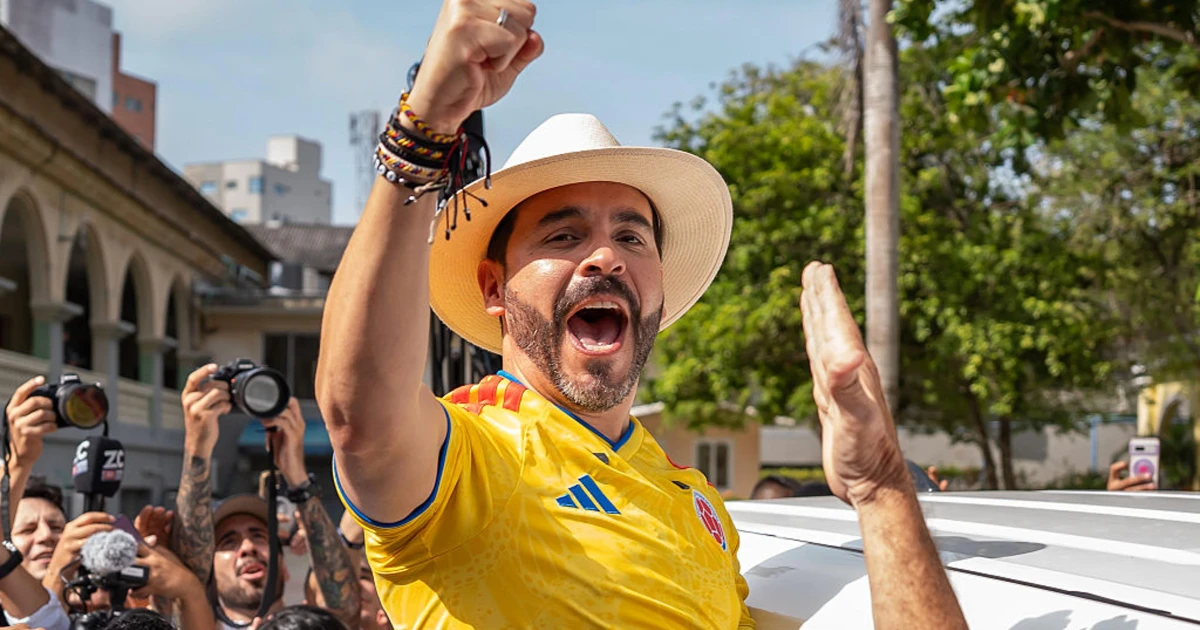 Right-wing de la Espriella wins Colombia runoff in razor-thin race