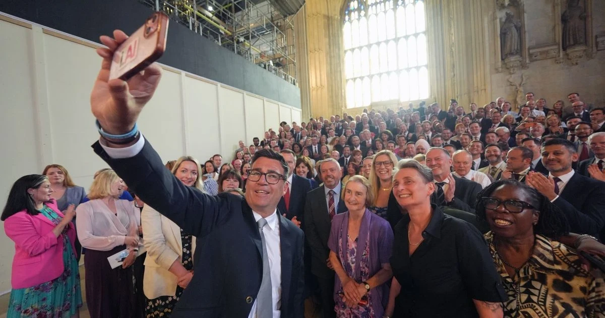 Can Andy Burnham revive Labour as Starmer falters?