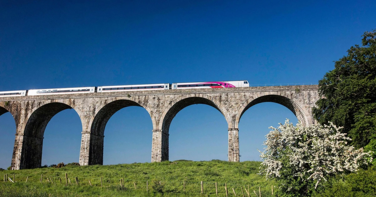 Ireland approves €377 million rail package to boost Belfast, Dublin links