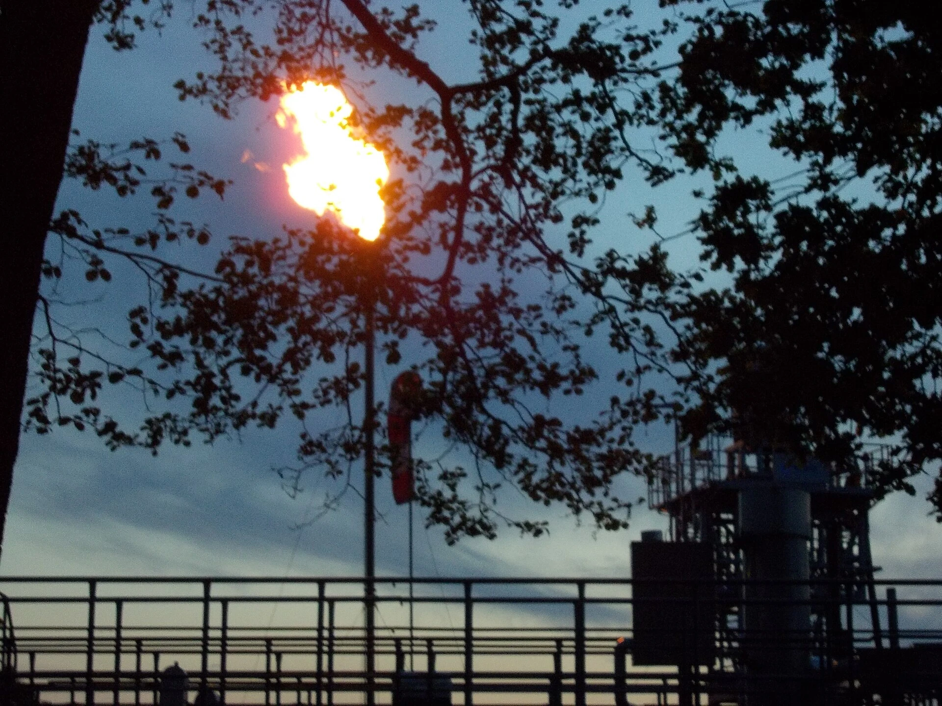 ExxonMobil — Wikimedia Commons