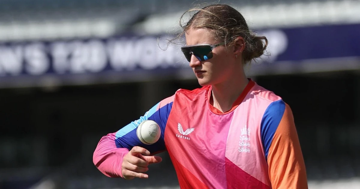 England turn to cooling vests as heat warning hits West Indies match
