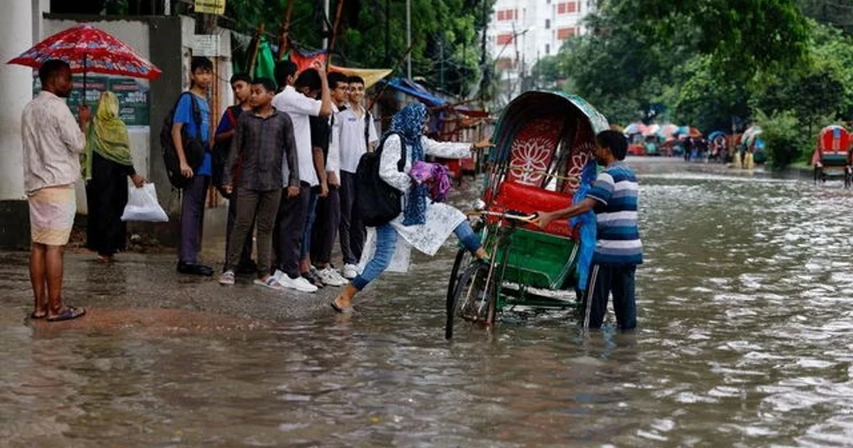 Bangladesh urges richer nations to speed climate finance aid