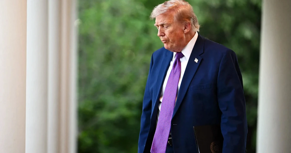 Senate passes Iran war powers resolution in bipartisan rebuke to Trump