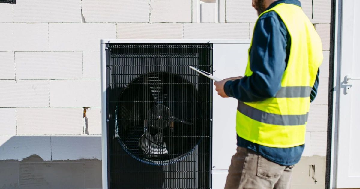 UK heat pump sales slow after grant cut, CCC warns on climate targets