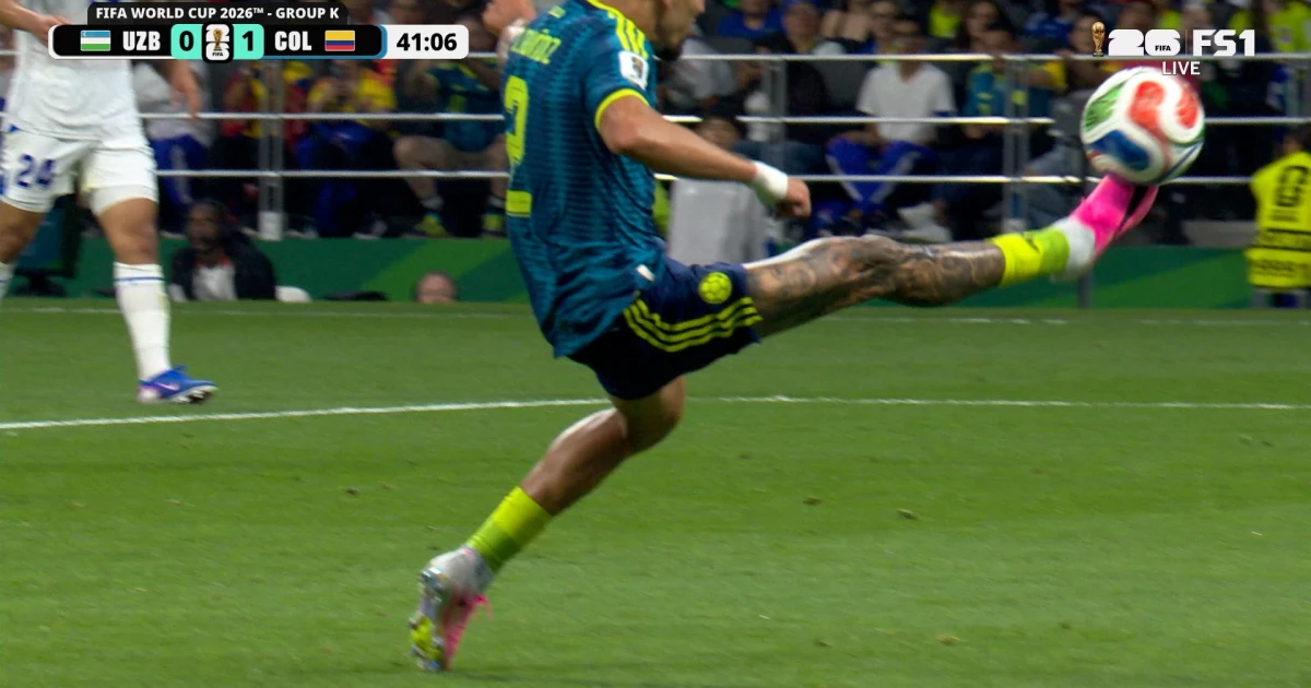 Muñoz lifts Colombia past Congo, into World Cup knockout stage