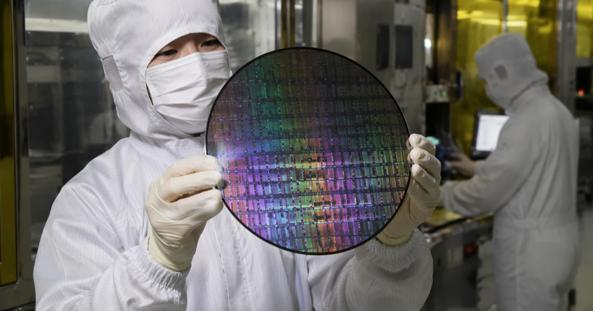 SK Hynix overtakes Samsung to become South Korea’s most valuable company