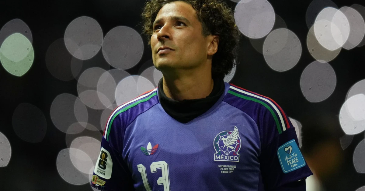 Ochoa becomes first goalkeeper to play in six World Cups