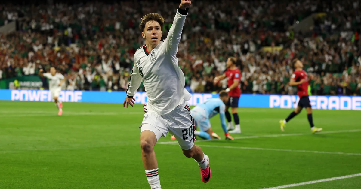 Mexico completes perfect World Cup group stage with 3-0 win over Czechia