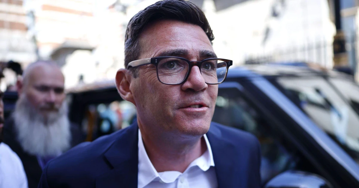 Reeves backs Burnham as Labour leadership race heats up