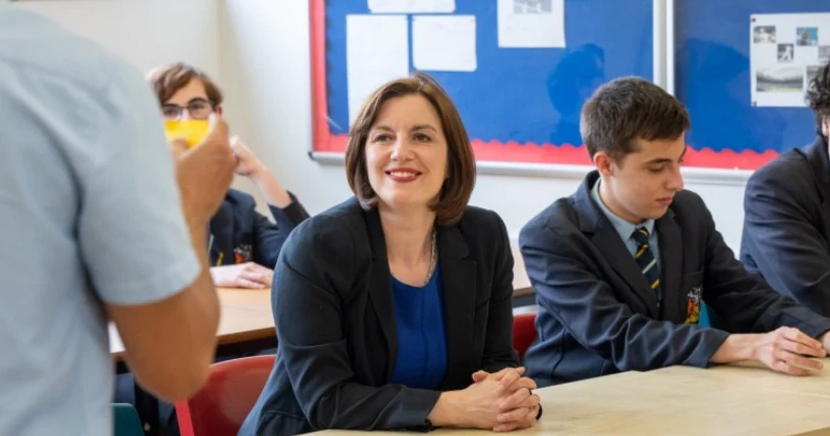 Badenoch calls Phillipson a spiteful class warrior in Commons row