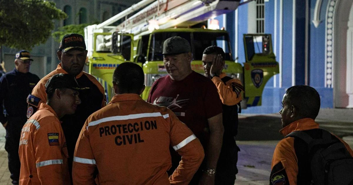 Strong earthquakes kill scores in Venezuela, emergency declared