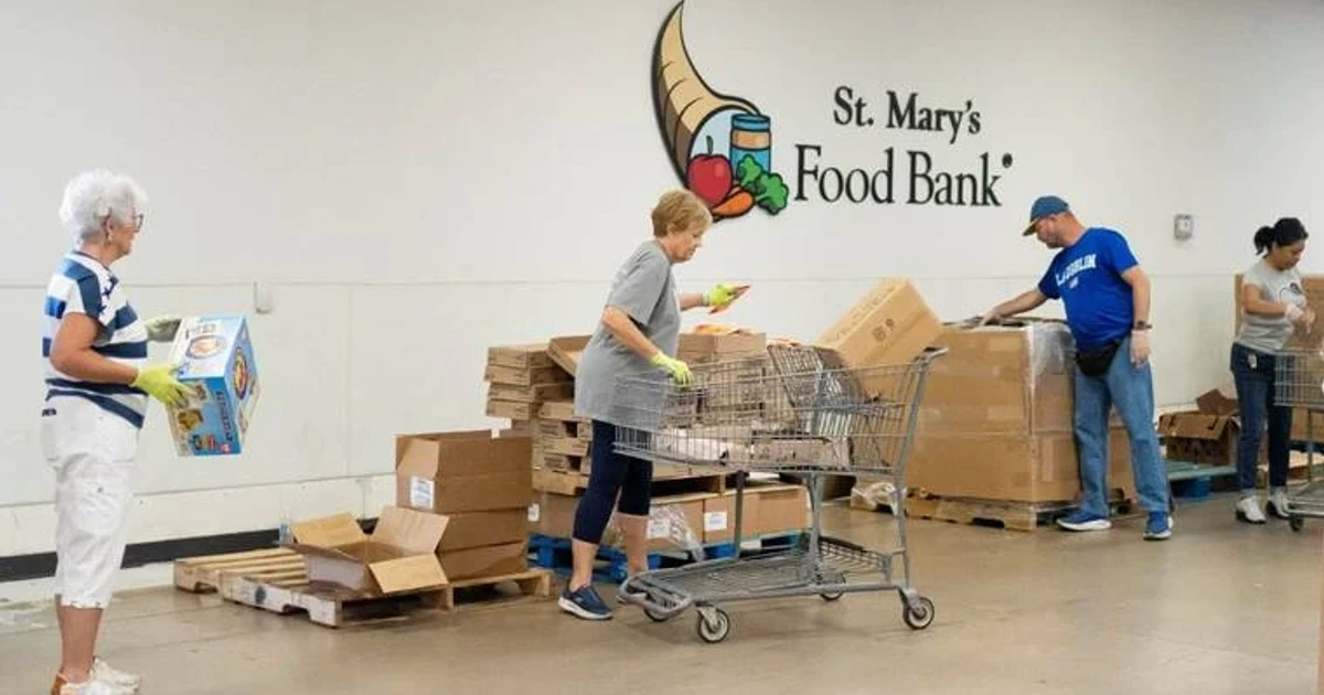 US food aid rolls back as millions lose SNAP benefits