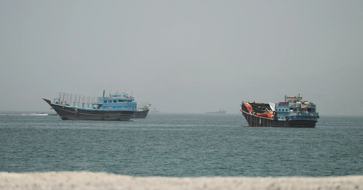 IMO pauses Gulf ship evacuation after suspected attack near Oman