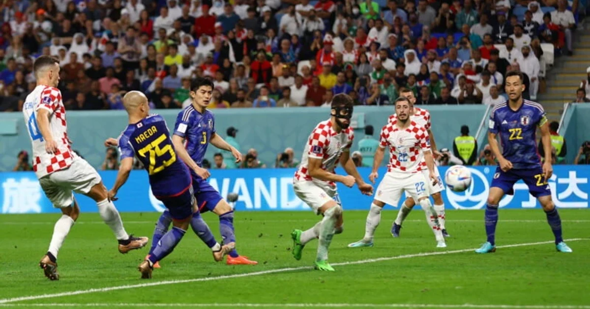 Maeda scores first World Cup goal as Japan holds Sweden 1-1