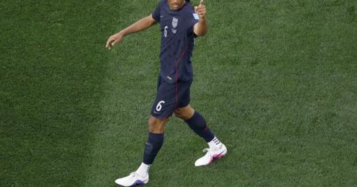 Auston Trusty scores first USMNT goal in World Cup opener against Turkey