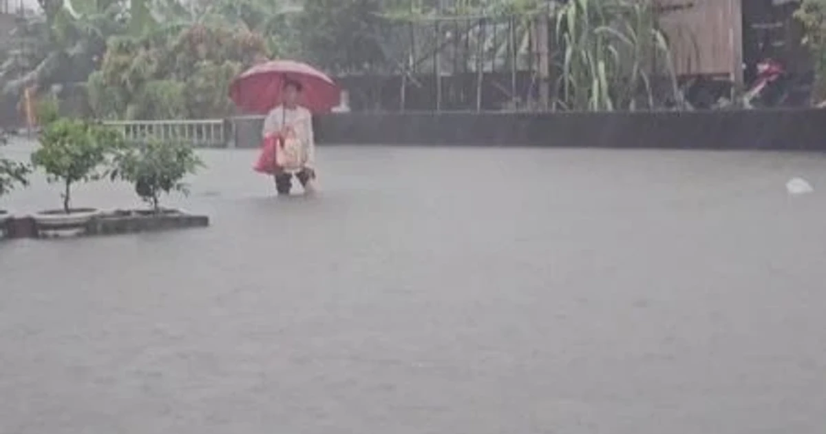 Tropical storm drenches Taiwan and Japan, shuts schools and transport