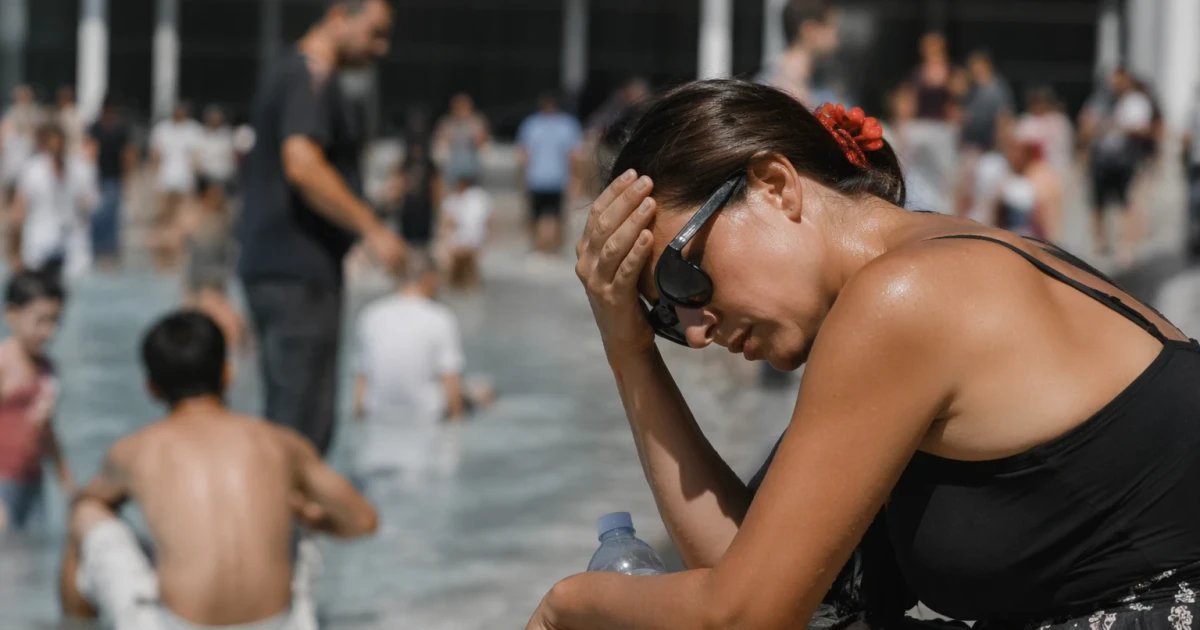 Paris limits alcohol sales as heat wave strains hospitals
