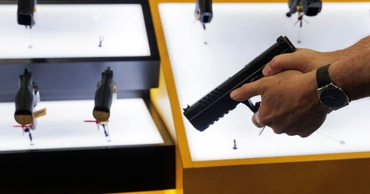 Supreme Court expands gun rights, strikes down Hawaii permit law