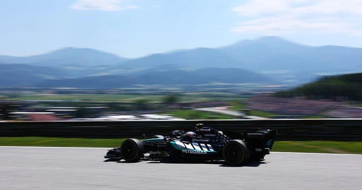 Antonelli leads Mercedes one-two in opening Austrian Grand Prix practice