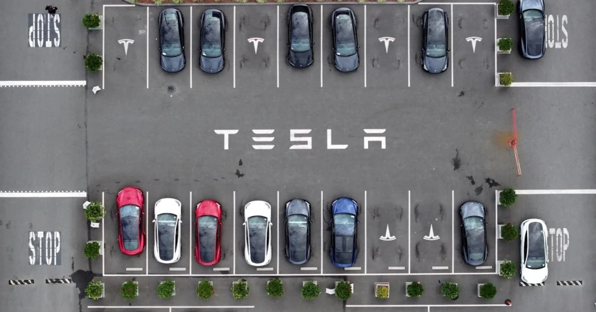 Tesla settles lawsuit over fatal Full Self-Driving Arizona crash