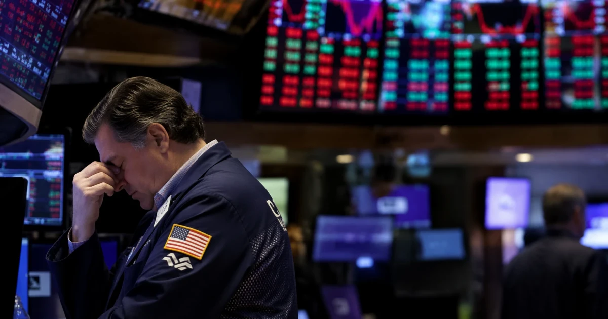 U.S. equity funds see $3.53 billion outflows as tech doubts grow