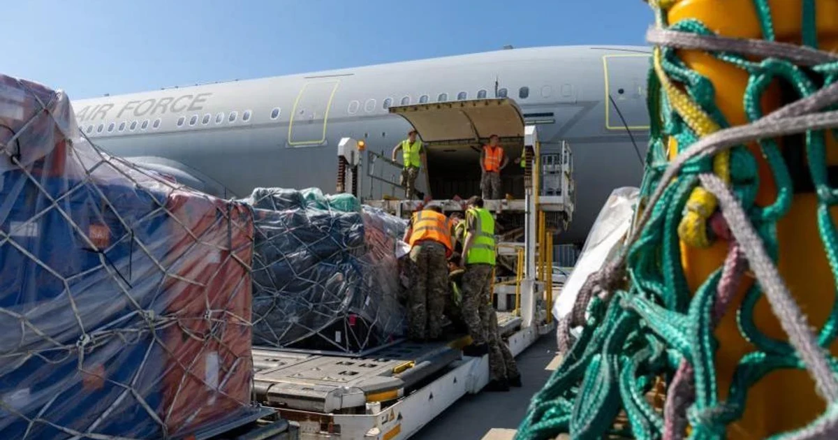 UK sends rescue team and £2 million aid after Venezuela earthquakes