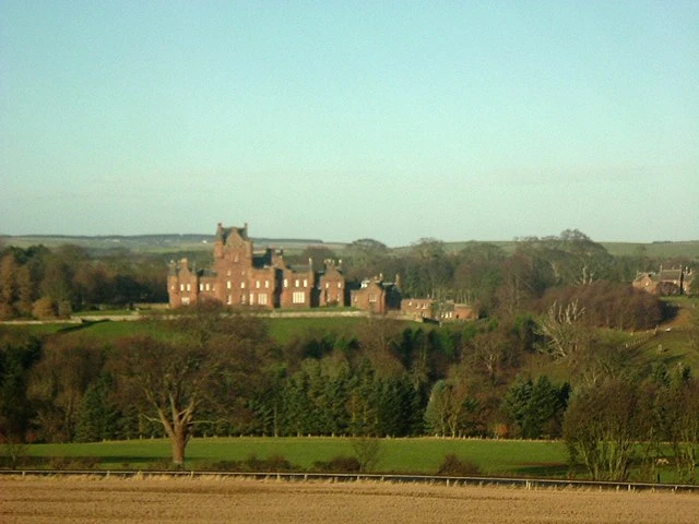 Ayton Castle — Wikimedia Commons