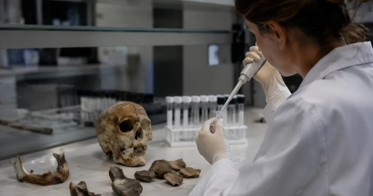 Ancient DNA study reveals widespread human evolution over 10,000 years