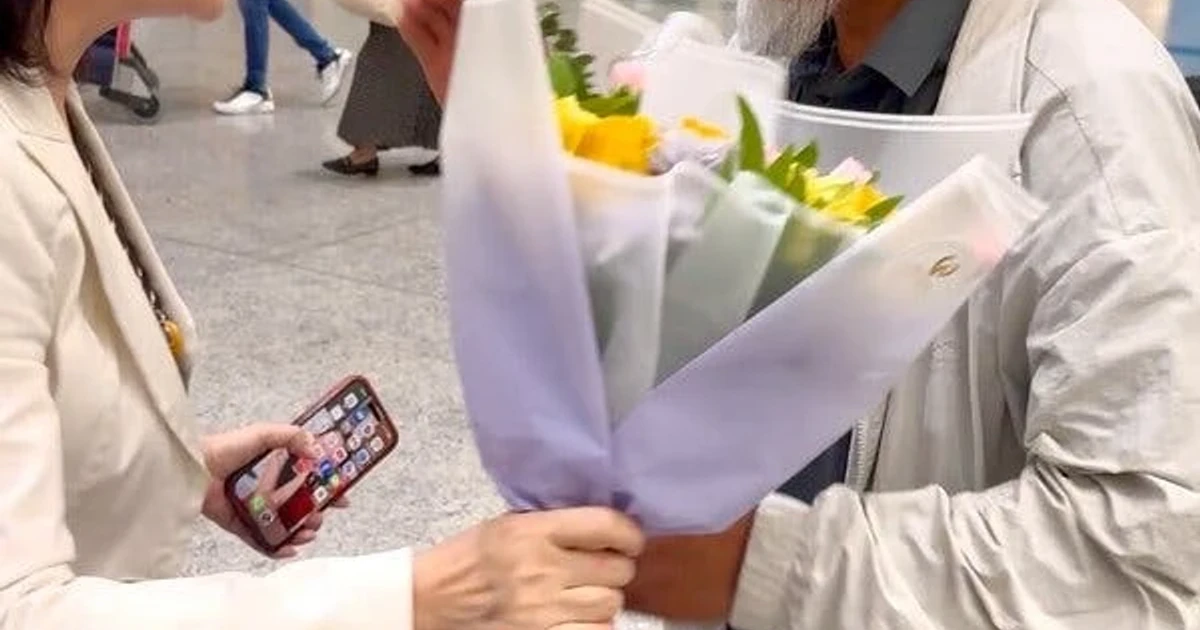 Chinese dissident Dong Guangping reaches Canada after sea escape from South Korea