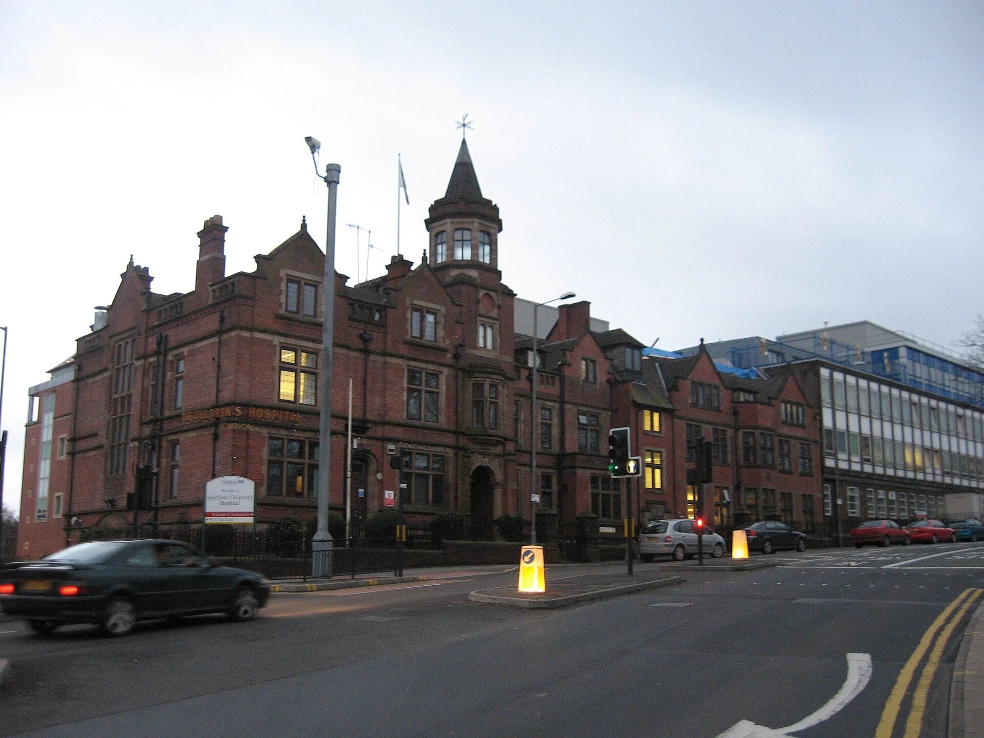 Sheffield Children’s Hospital — Wikimedia Commons