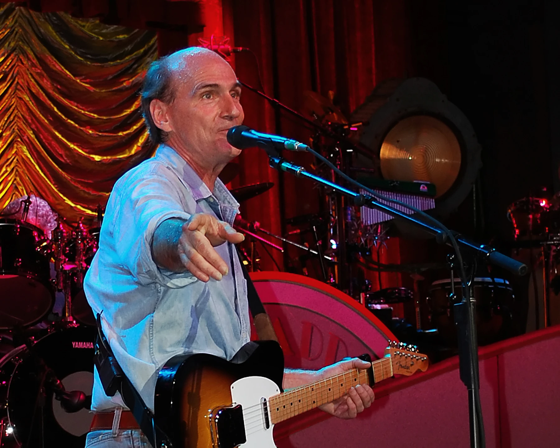 James Taylor — Wikimedia Commons