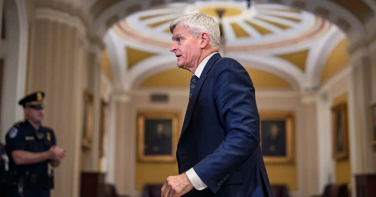 Cassidy explains Iran war powers reversal after White House briefing