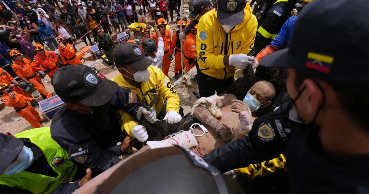 Rescue teams race against time after Venezuela earthquakes kill over 1,400
