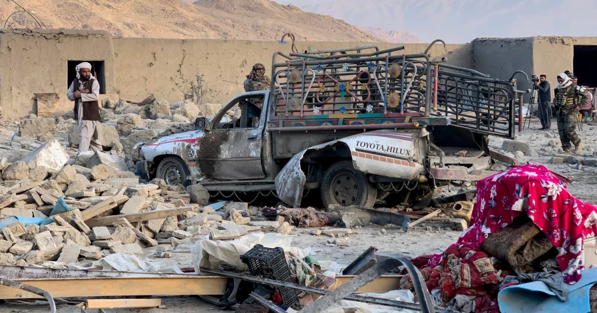 Pakistan kills 29 militants in border operation and strikes in Afghanistan