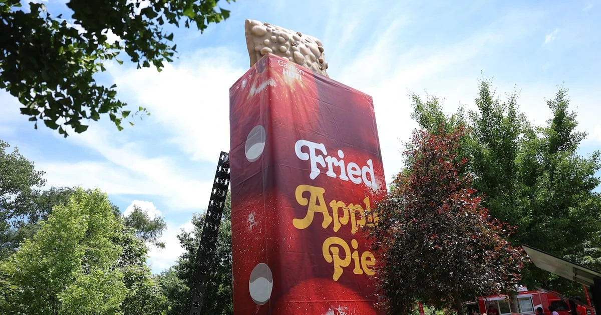 McDonald’s brings back fried apple pie, installs giant Route 66 display