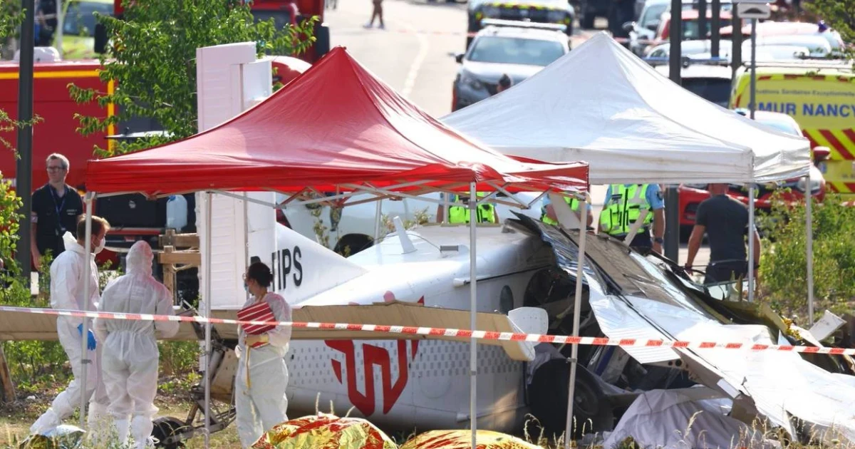 Small plane crash near Nancy kills 11 at parachuting school