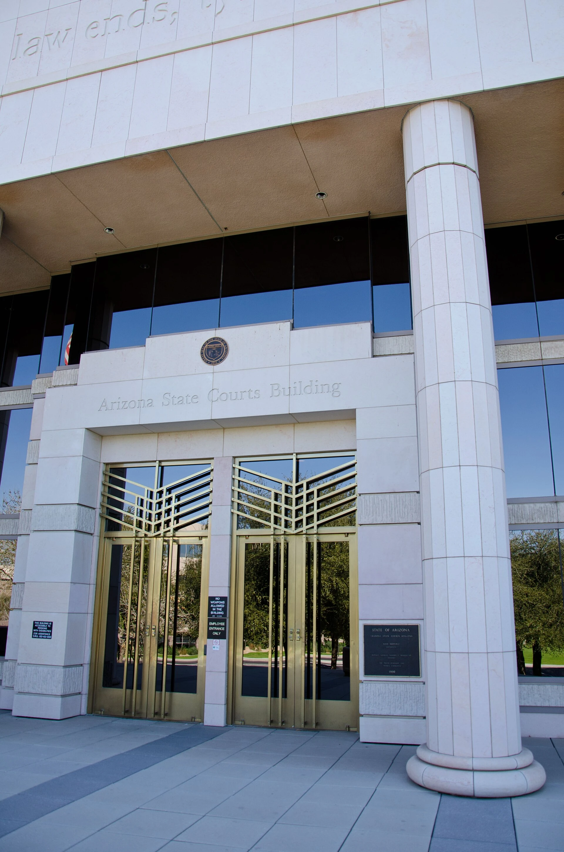 Supreme Court — Wikimedia Commons