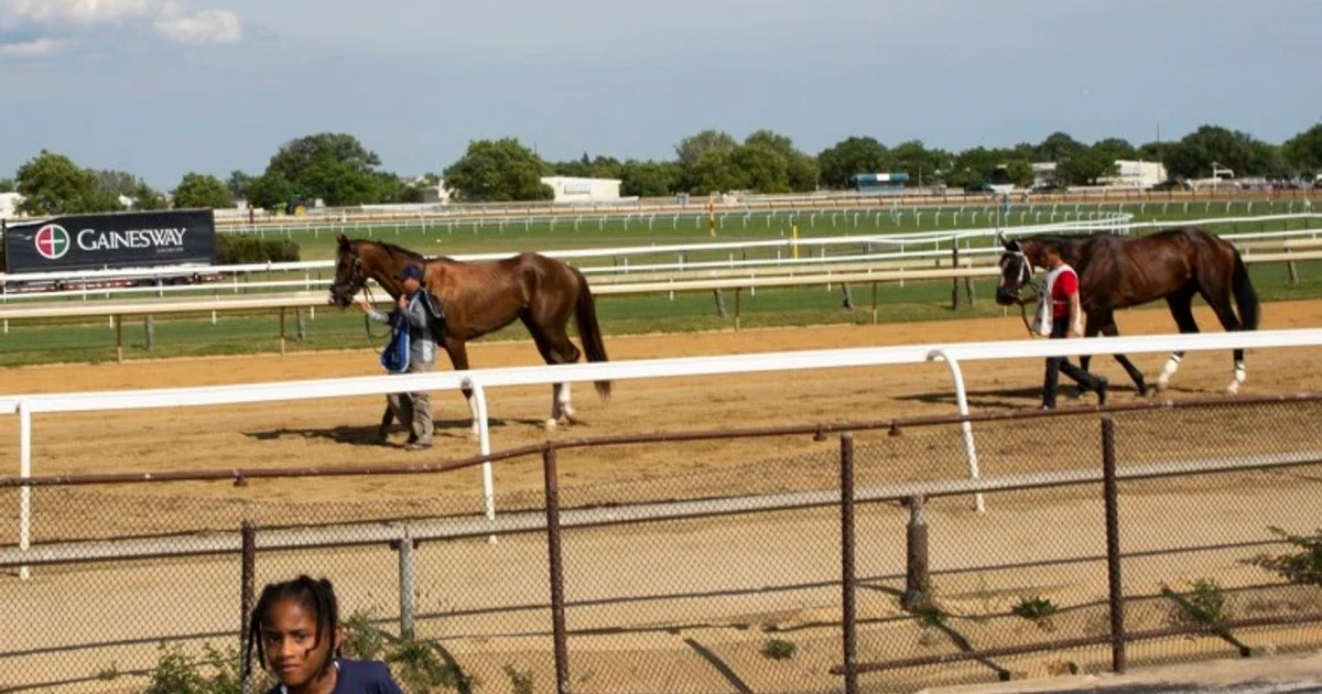 Aqueduct Racetrack ends live racing after more than 130 years